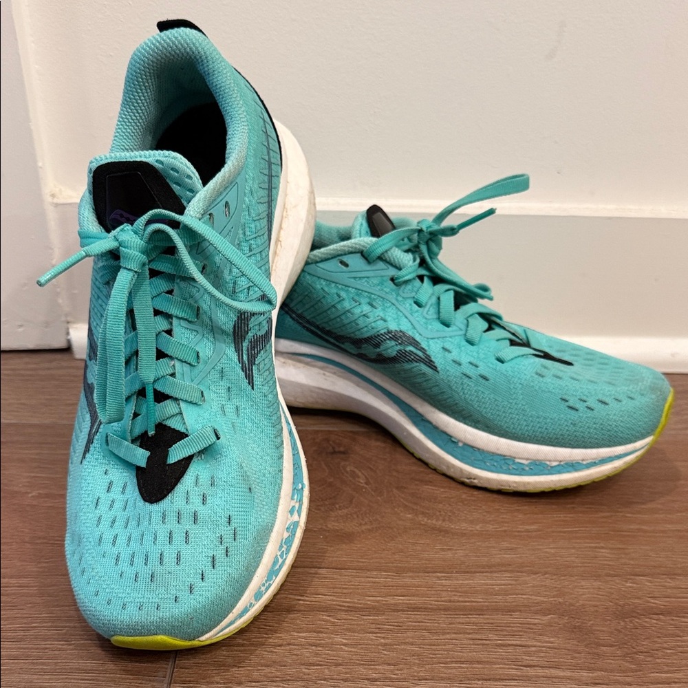 Women's Saucony Endorphin